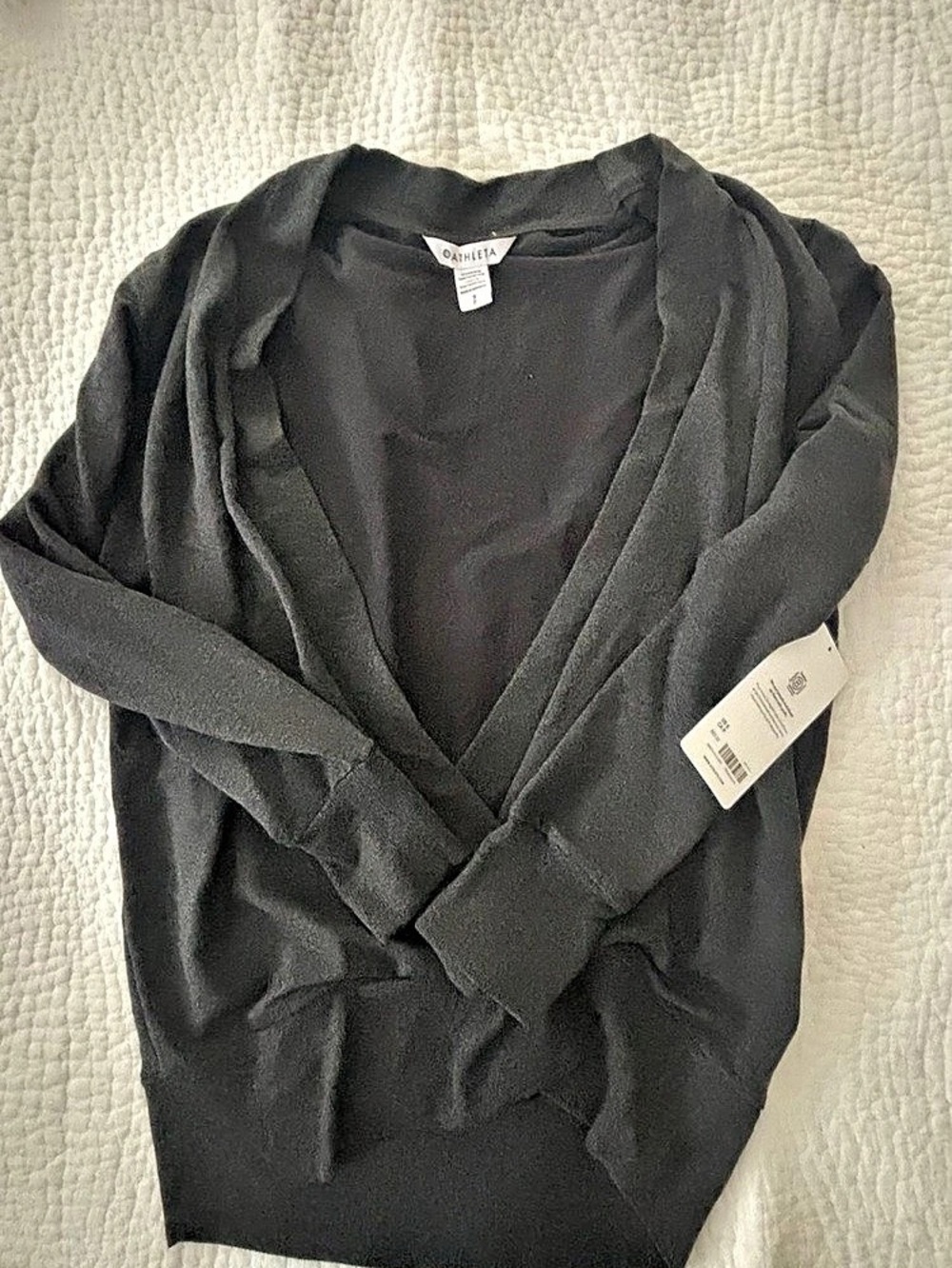 Athleta Transcend Wrap Top Wrap Front Sweater/Sweatshirt in Dark Gray/Soft Black